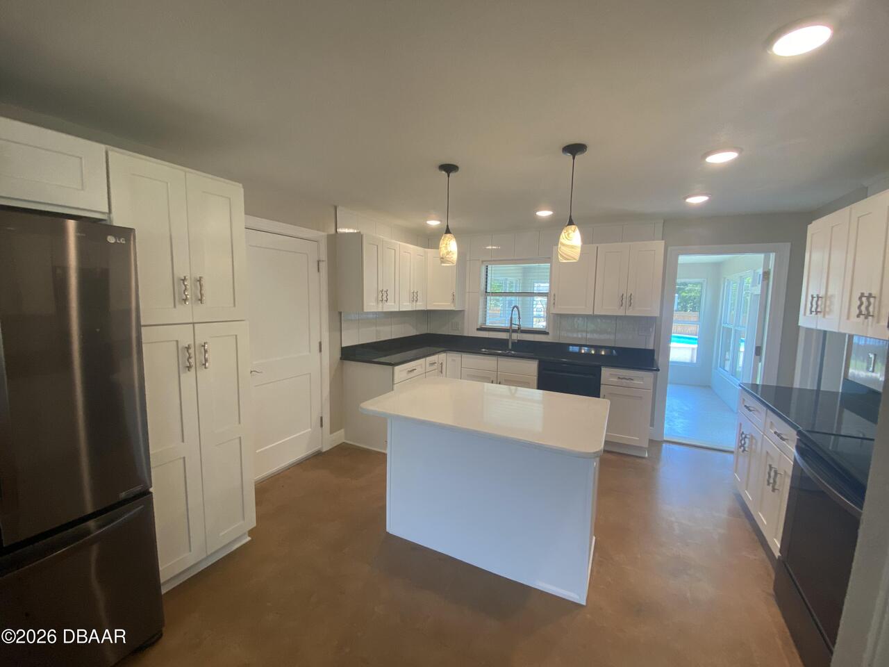 Listing Photo 15