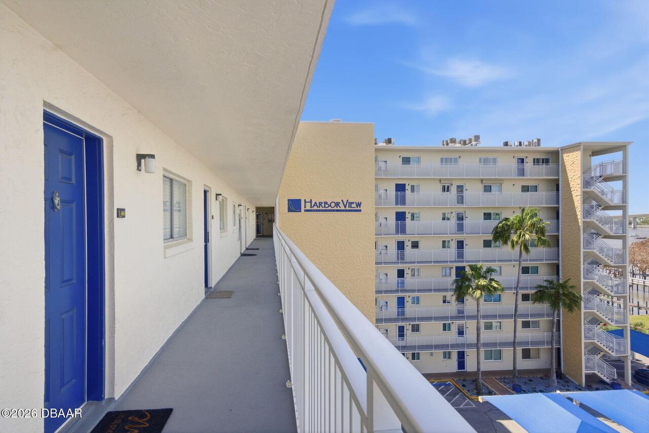Listing Photo 12
