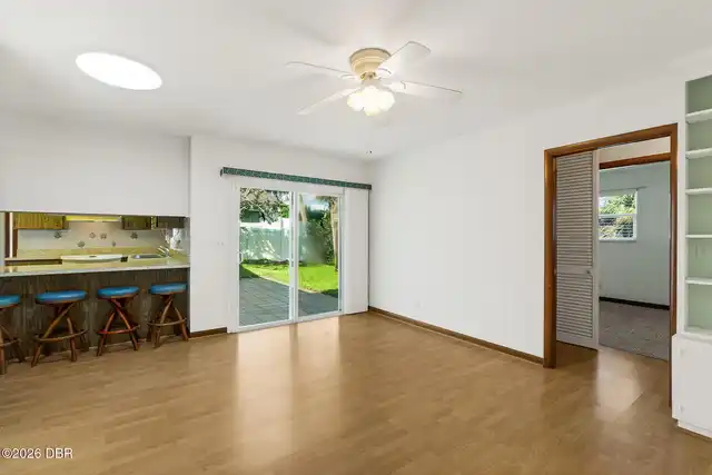 Listing Photo 14