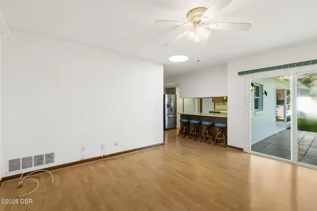 Listing Photo 15