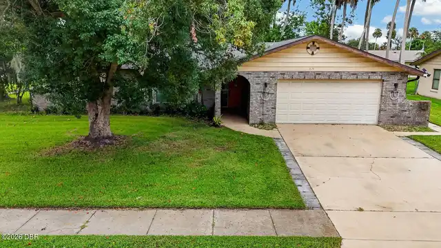 Listing Photo 32