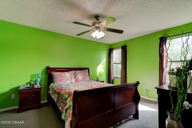 Listing Photo 9