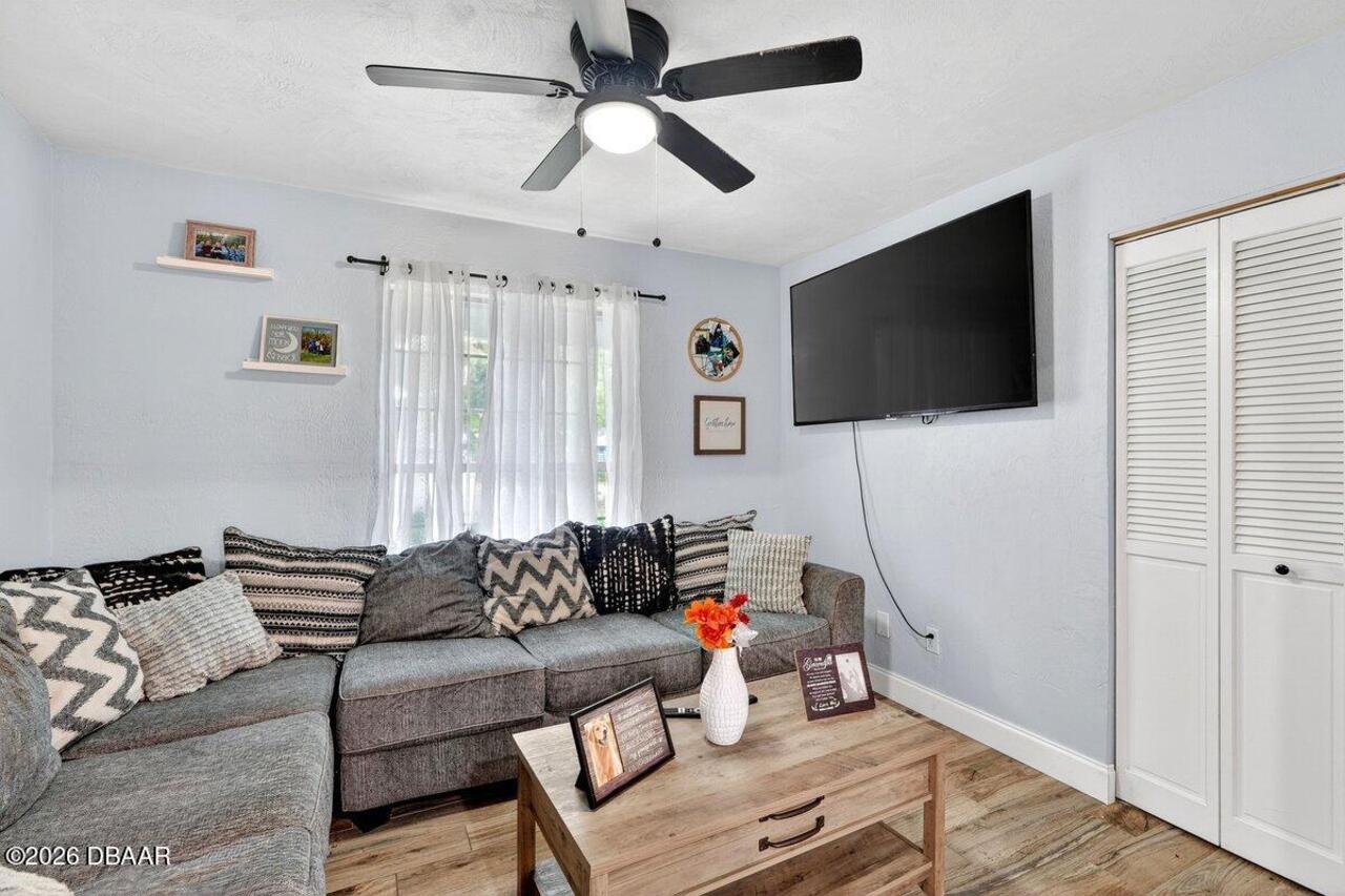 Listing Photo 16