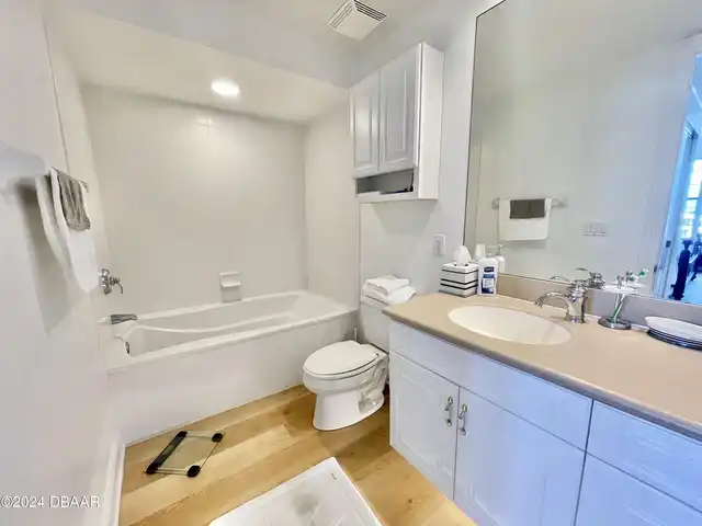Listing Photo 18