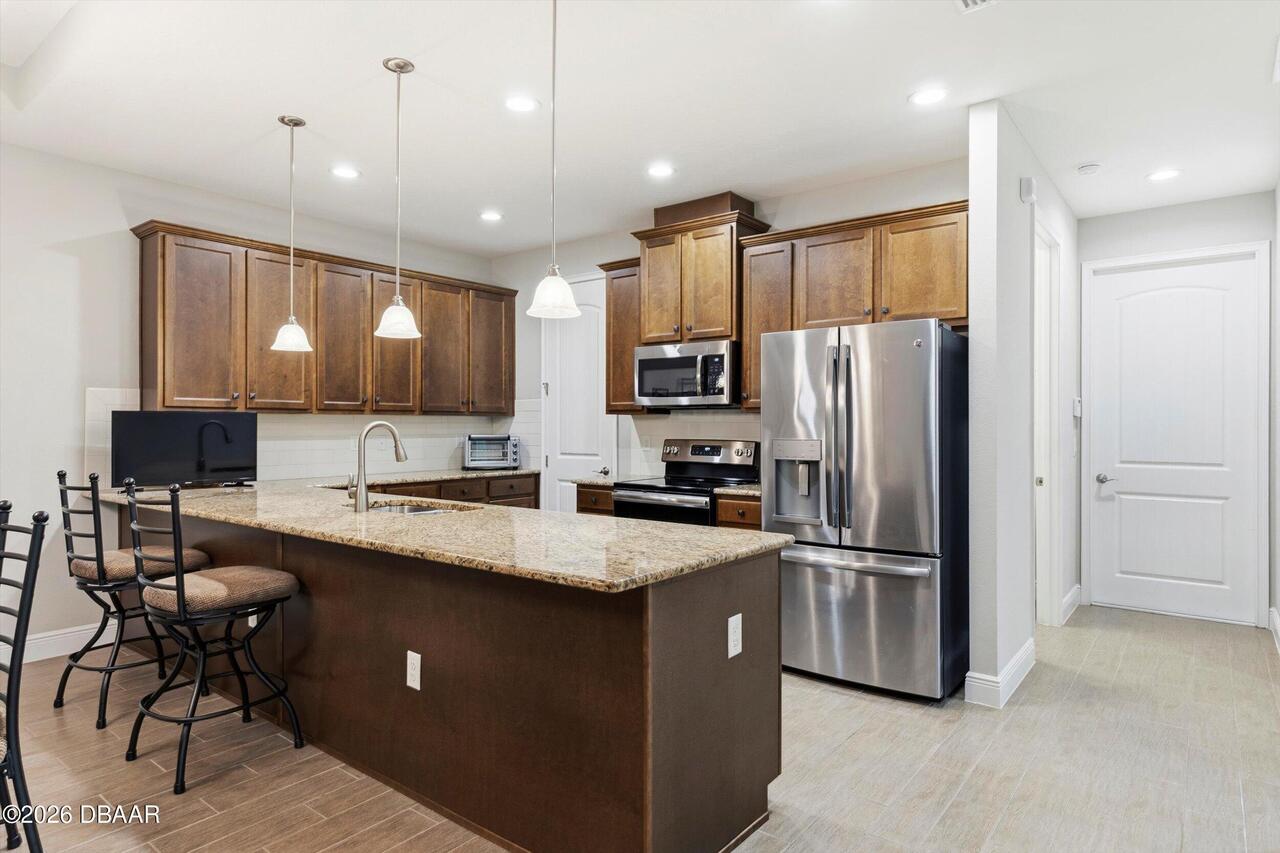 Listing Photo 8