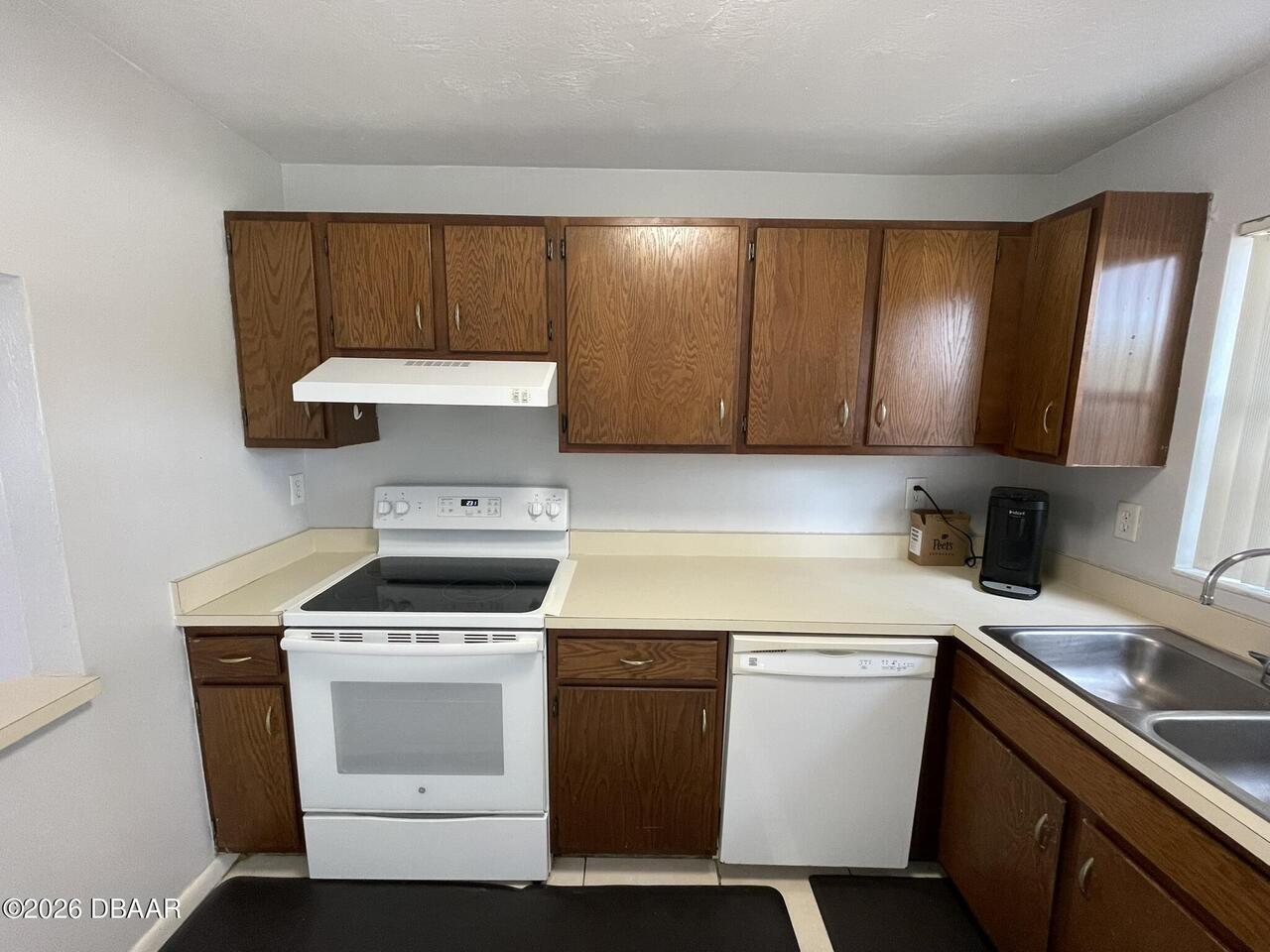 Listing Photo 7