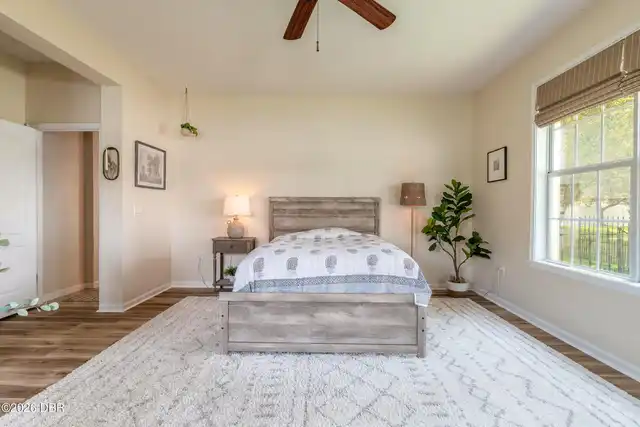 Listing Photo 18
