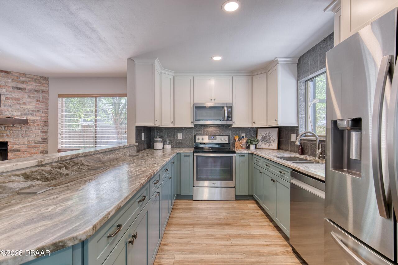 Listing Photo 18
