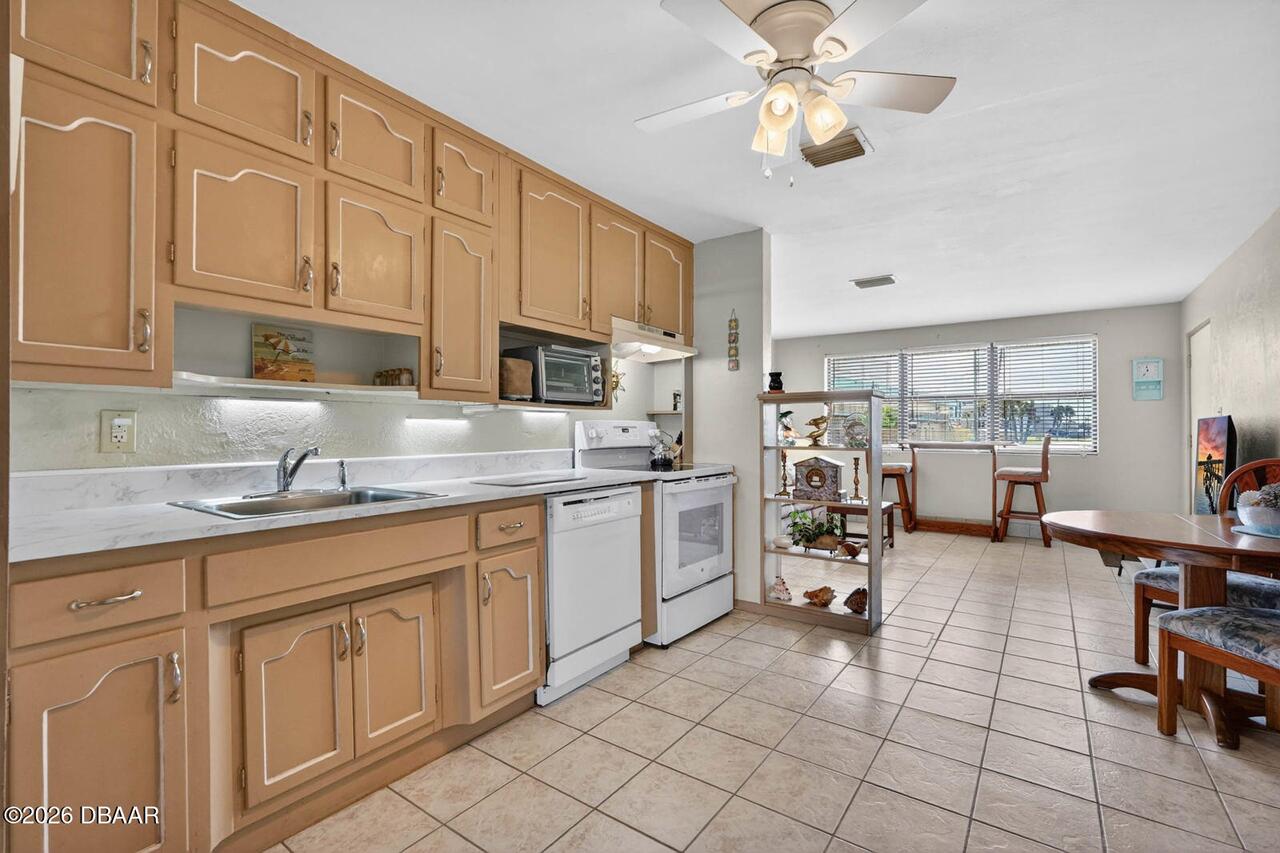 Listing Photo 8