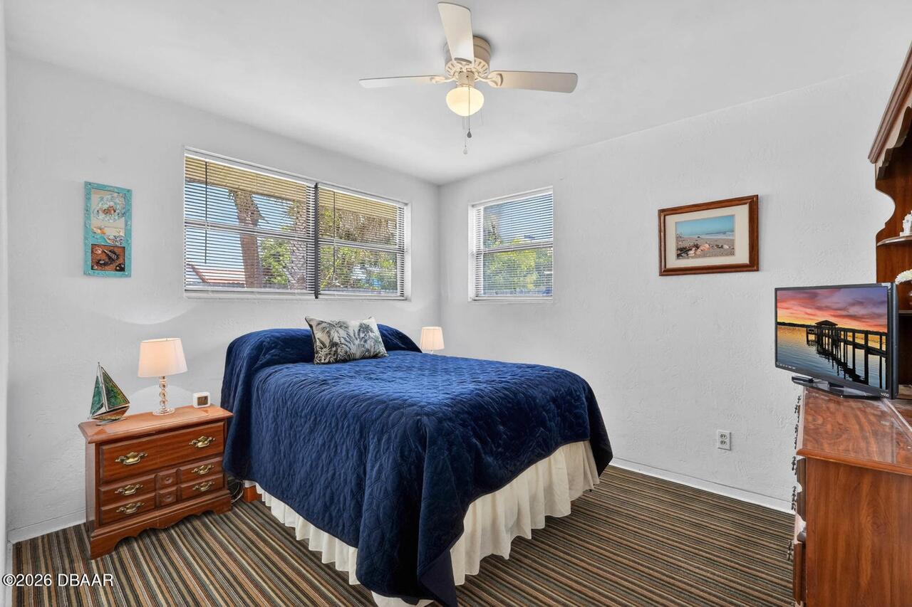 Listing Photo 12
