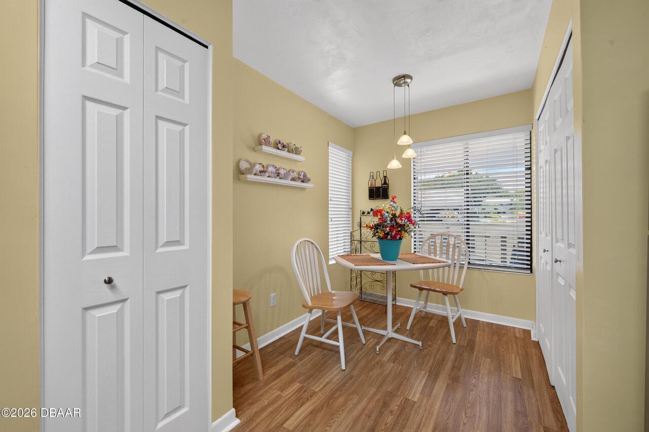 Listing Photo 8
