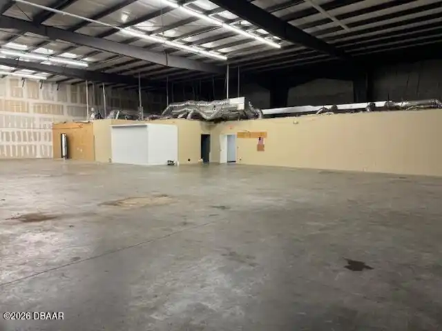 Listing Photo 6