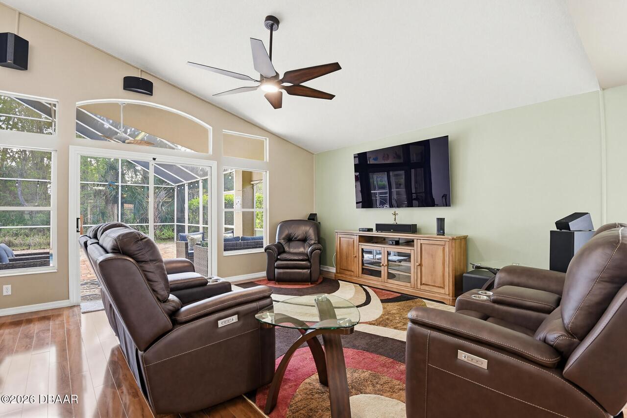Listing Photo 15