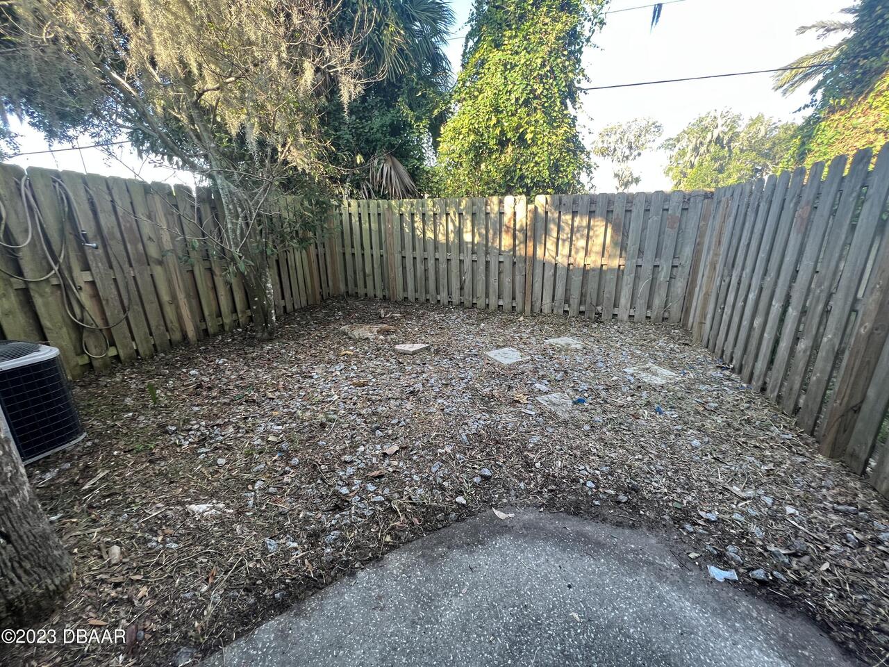 Listing Photo 14