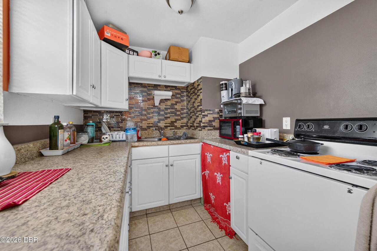 Listing Photo 9