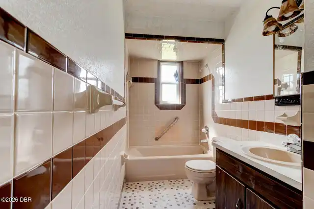 Listing Photo 20
