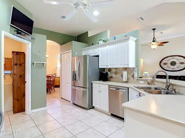 Listing Photo 18
