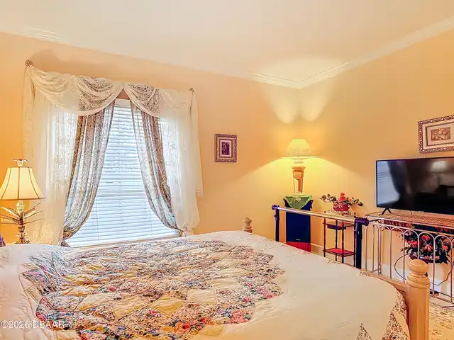 Listing Photo 34