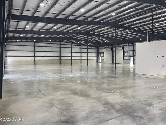Listing Photo 9