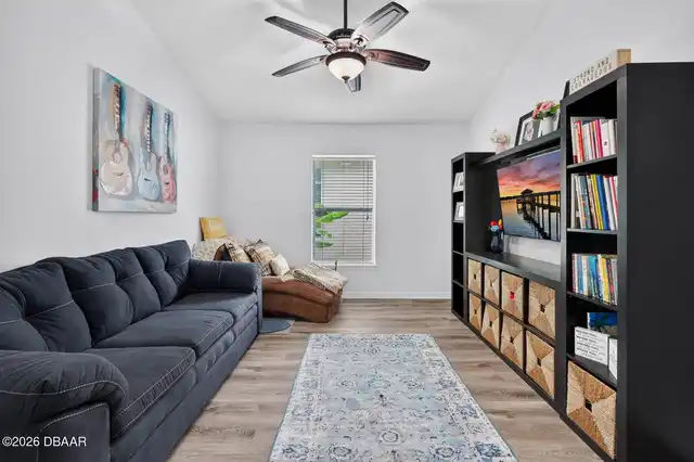 Listing Photo 17