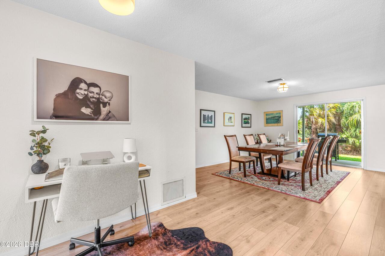 Listing Photo 8