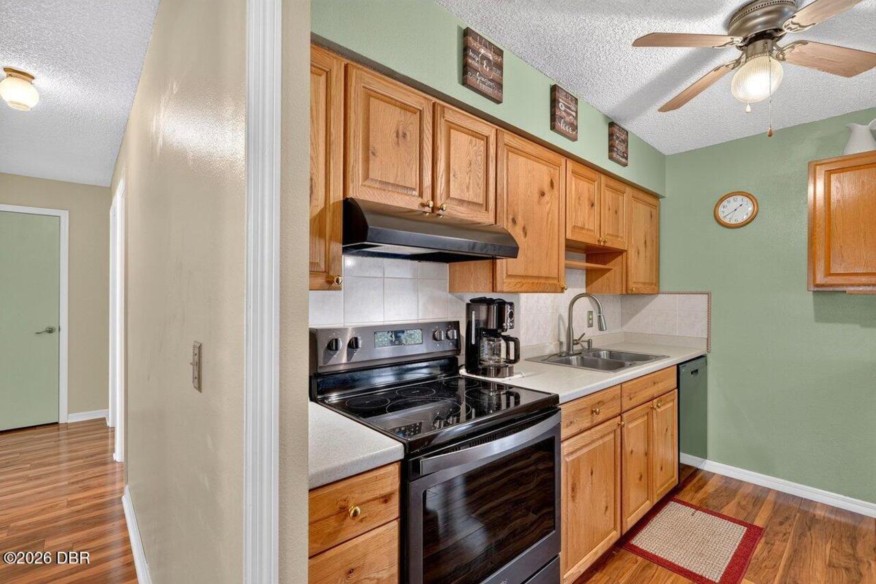 Listing Photo 19