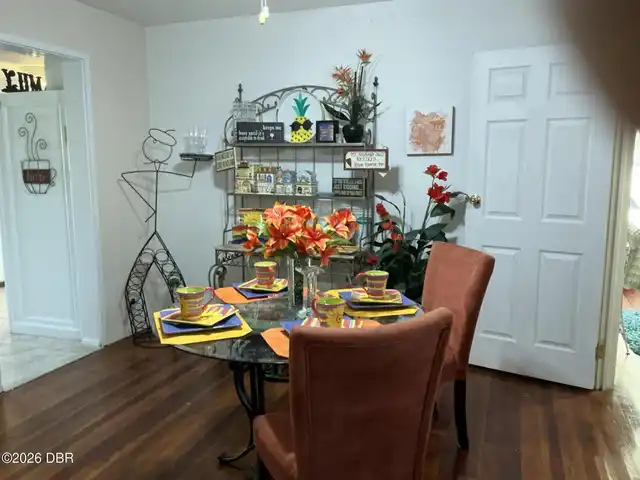 Listing Photo 17