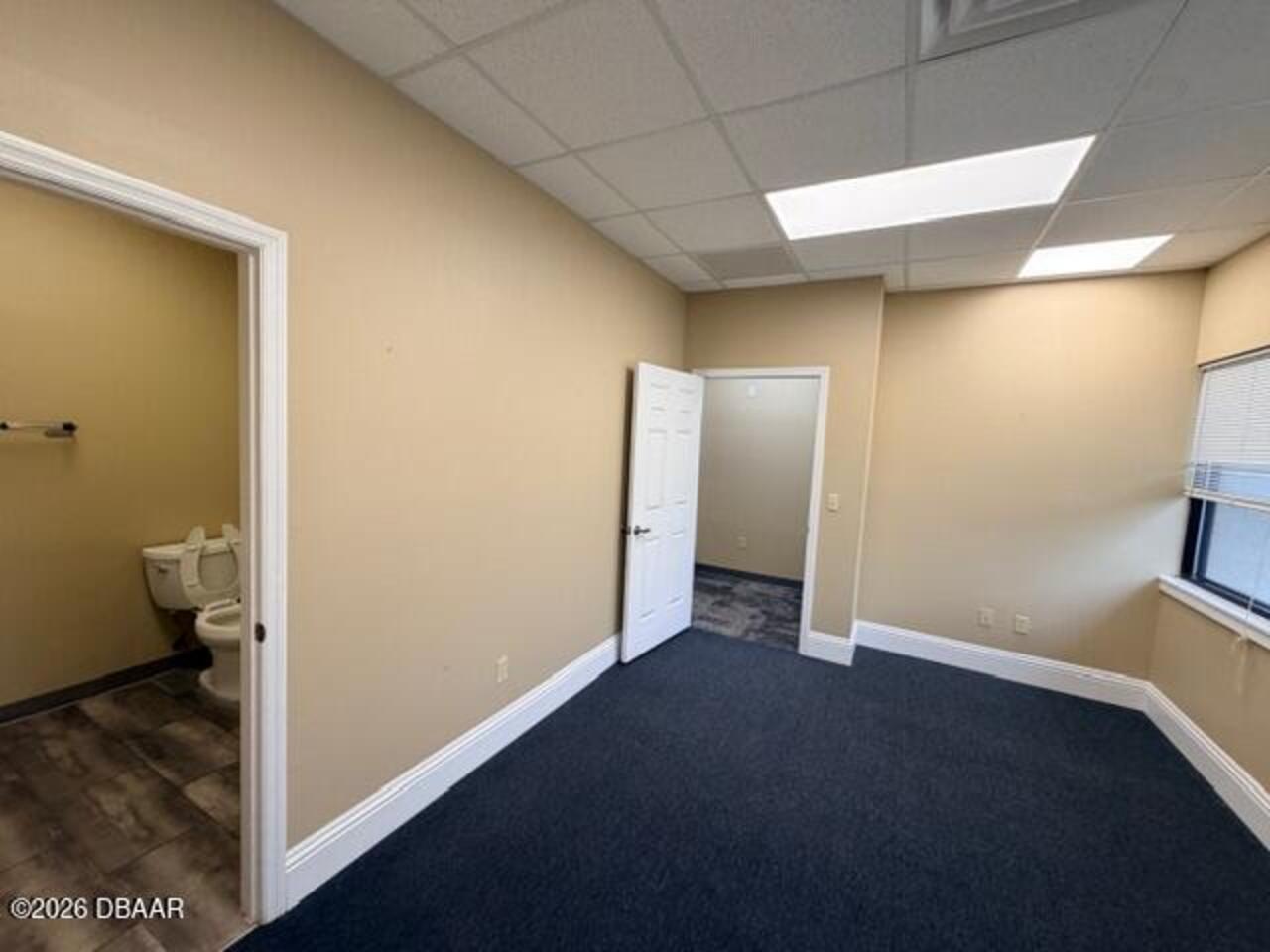 Listing Photo 12