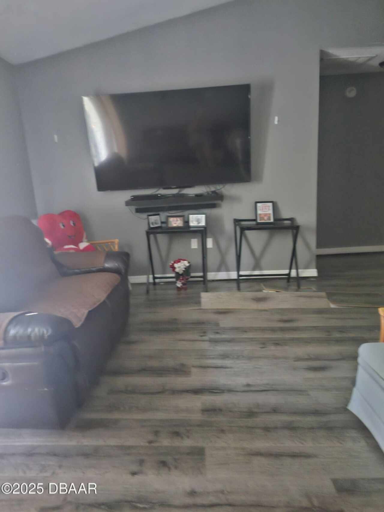 Listing Photo 8