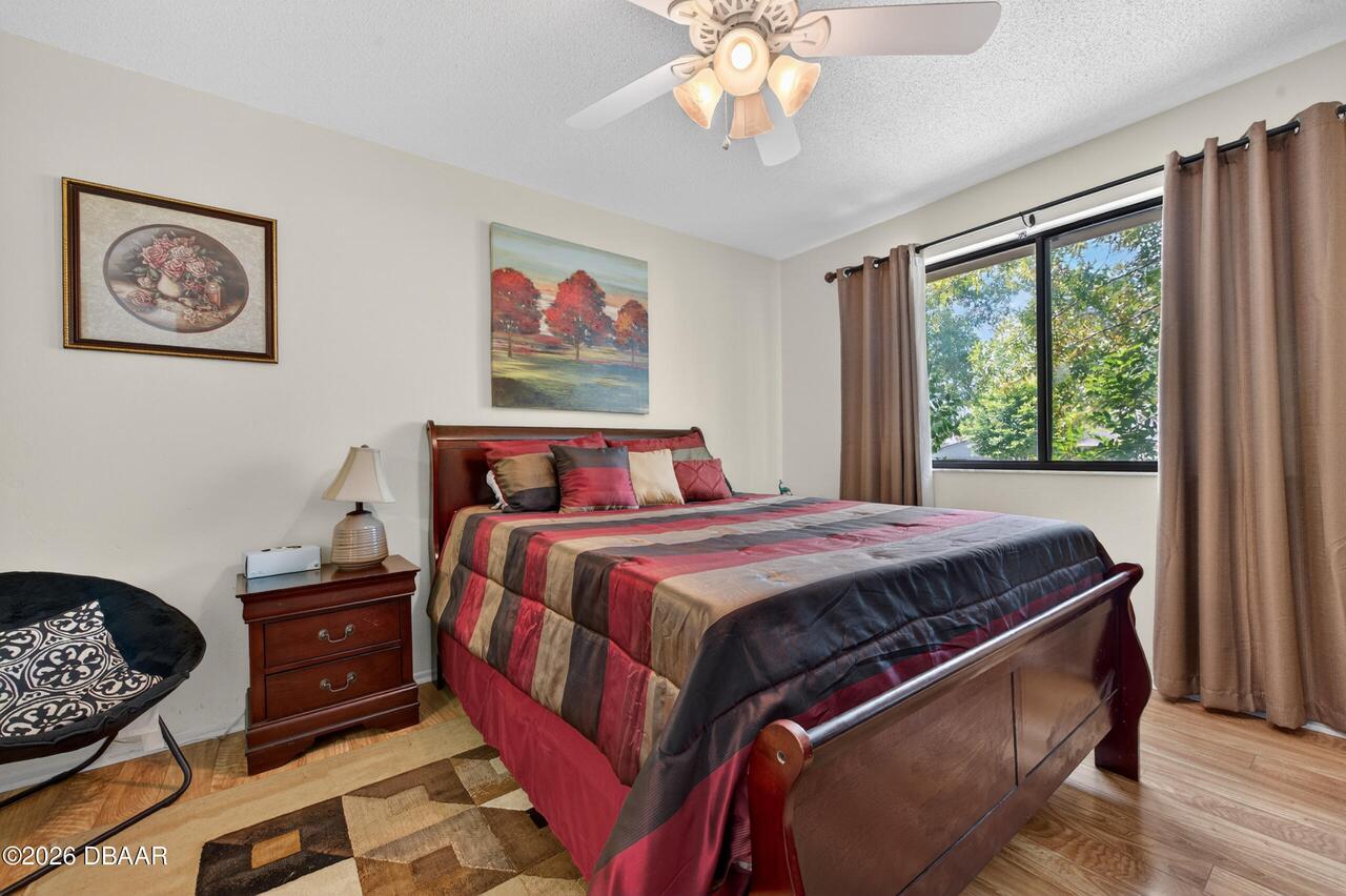 Listing Photo 17