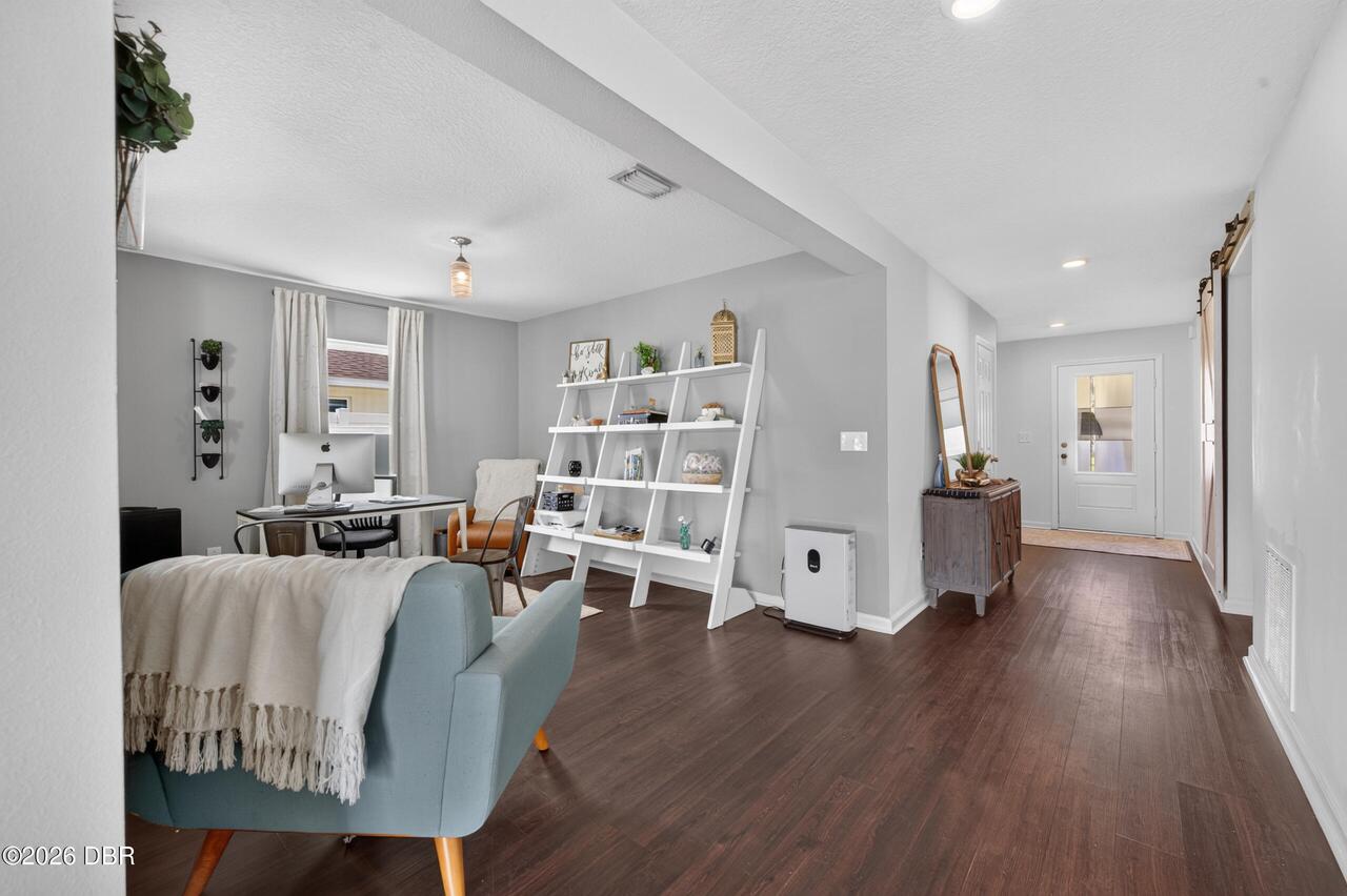 Listing Photo 15