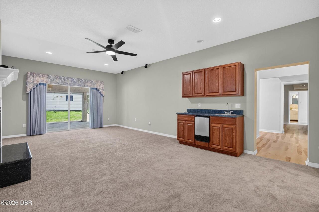 Listing Photo 28