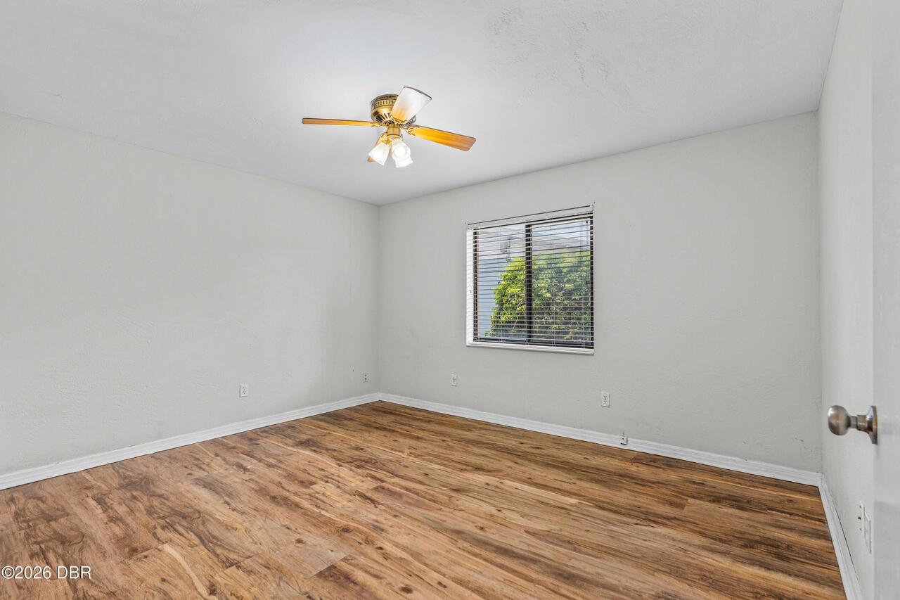 Listing Photo 22