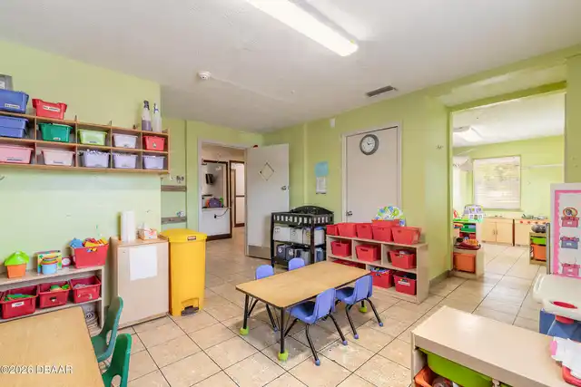 Listing Photo 9