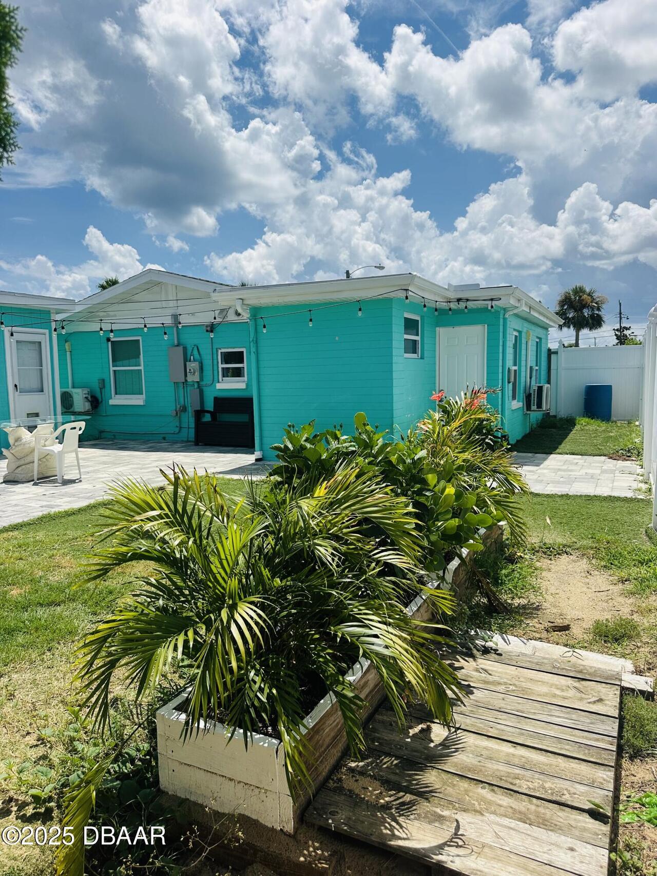 Listing Photo 8