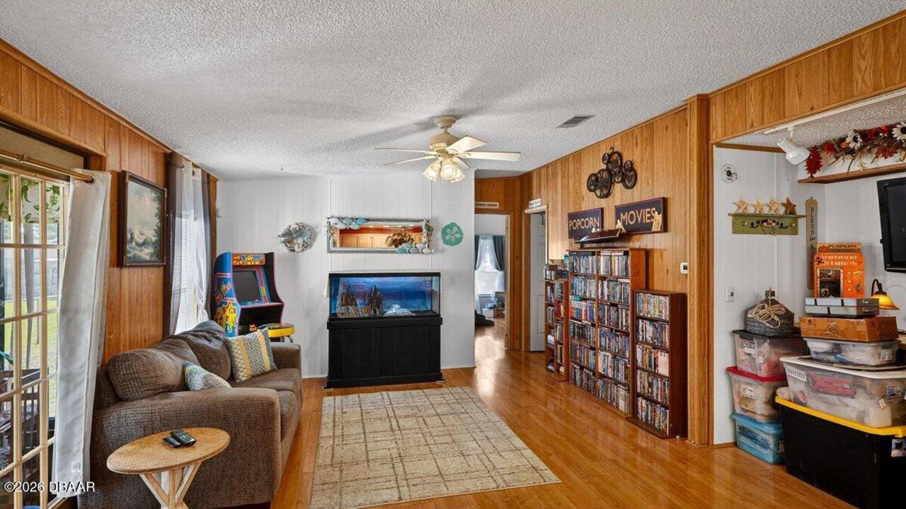 Listing Photo 19