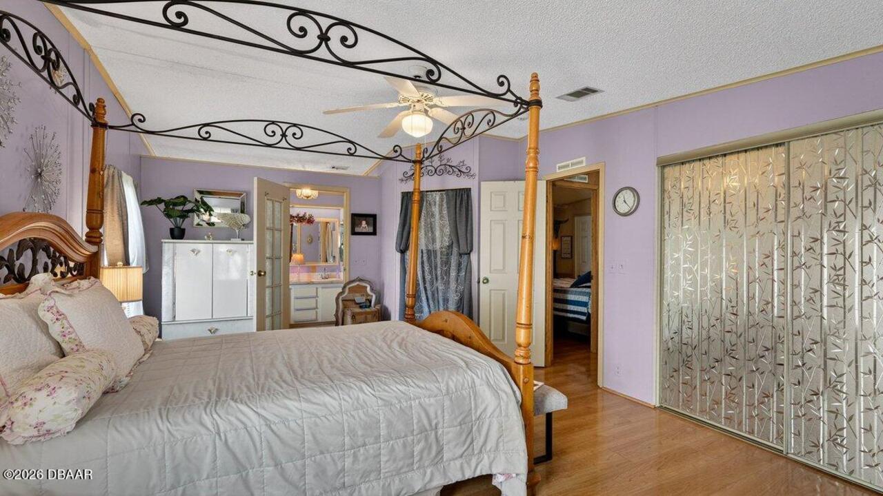 Listing Photo 25