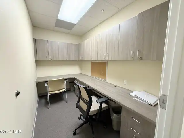 Listing Photo 9