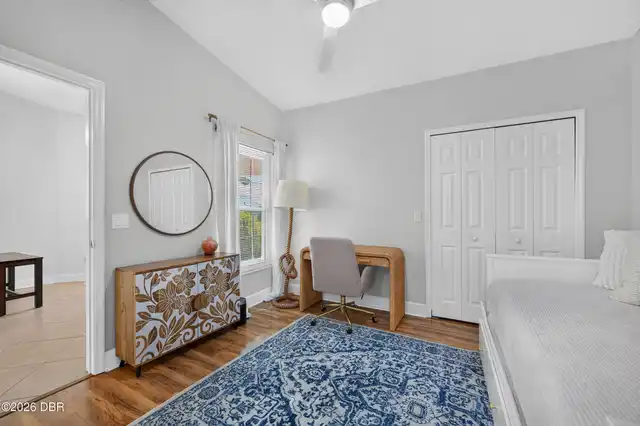 Listing Photo 15