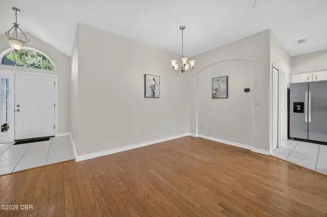 Listing Photo 16