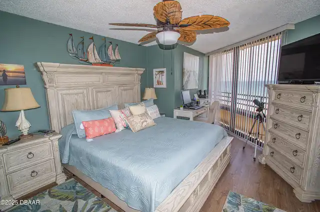 Listing Photo 12