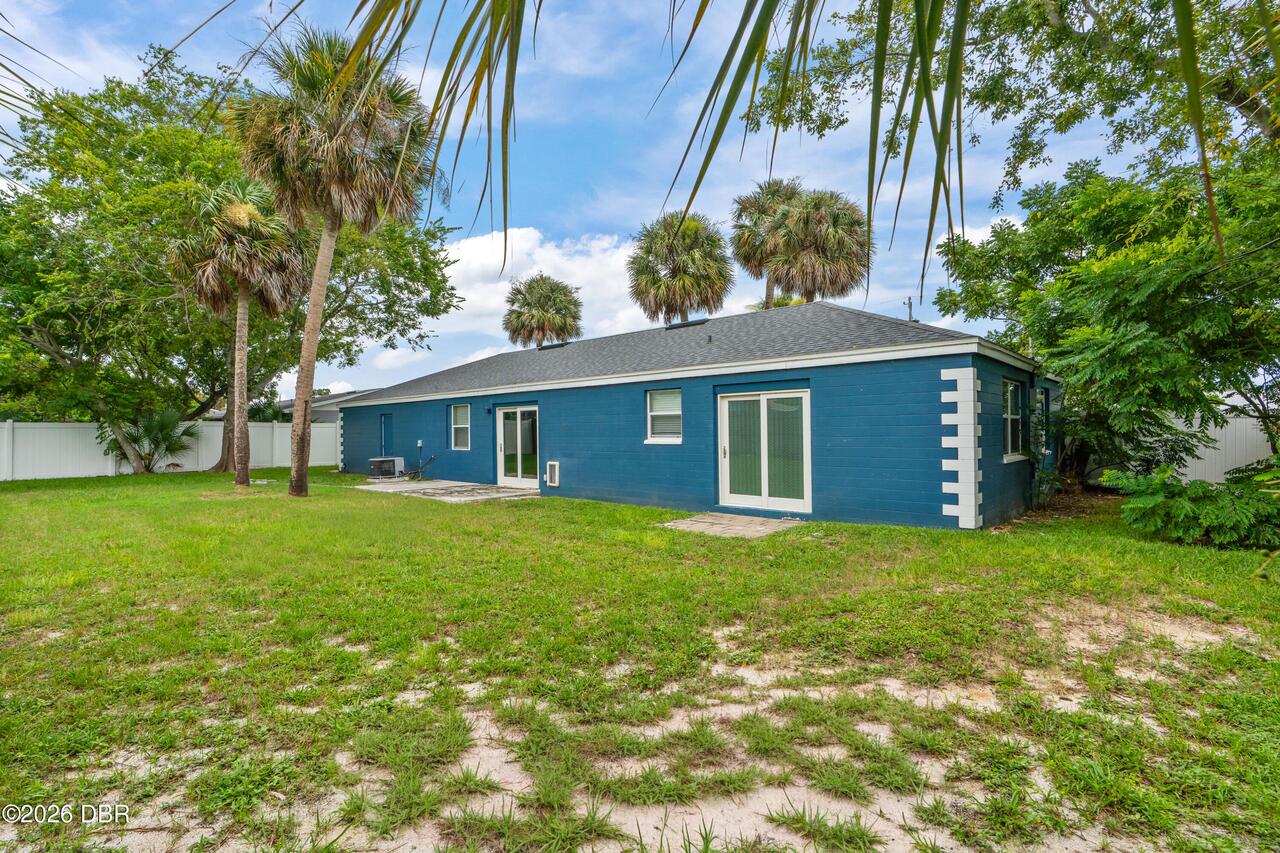 Listing Photo 11