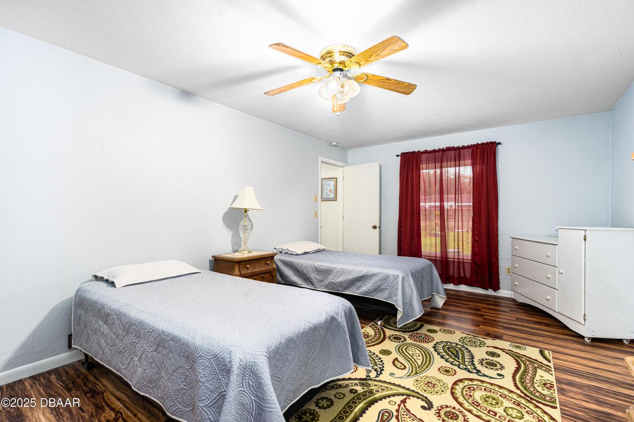 Listing Photo 17