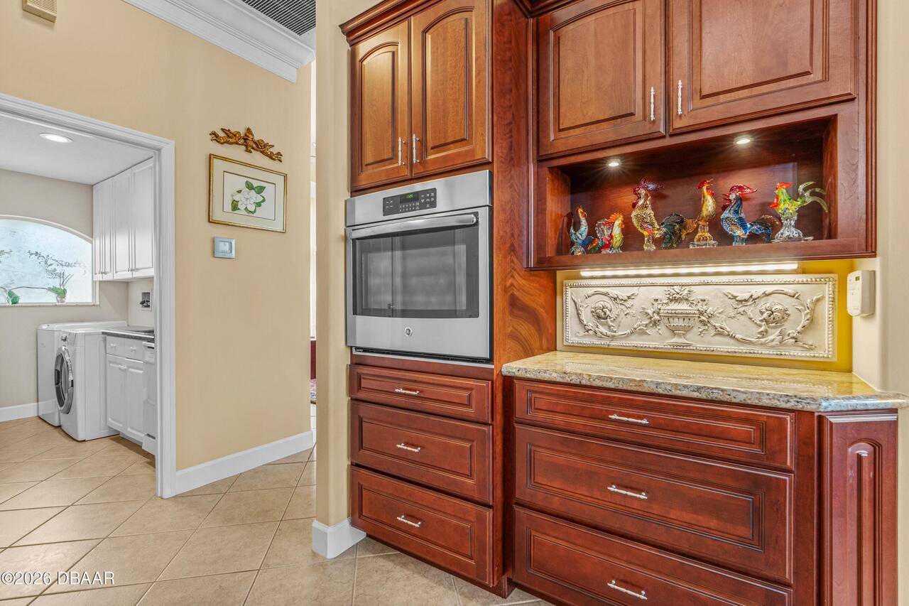 Listing Photo 14