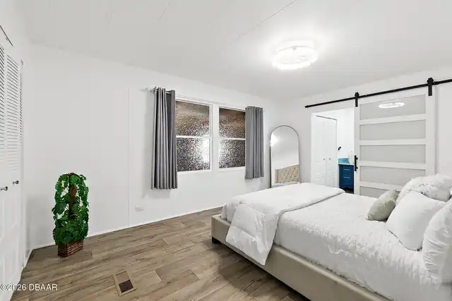 Listing Photo 23