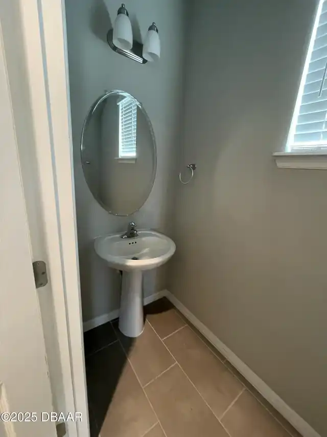 Listing Photo 12