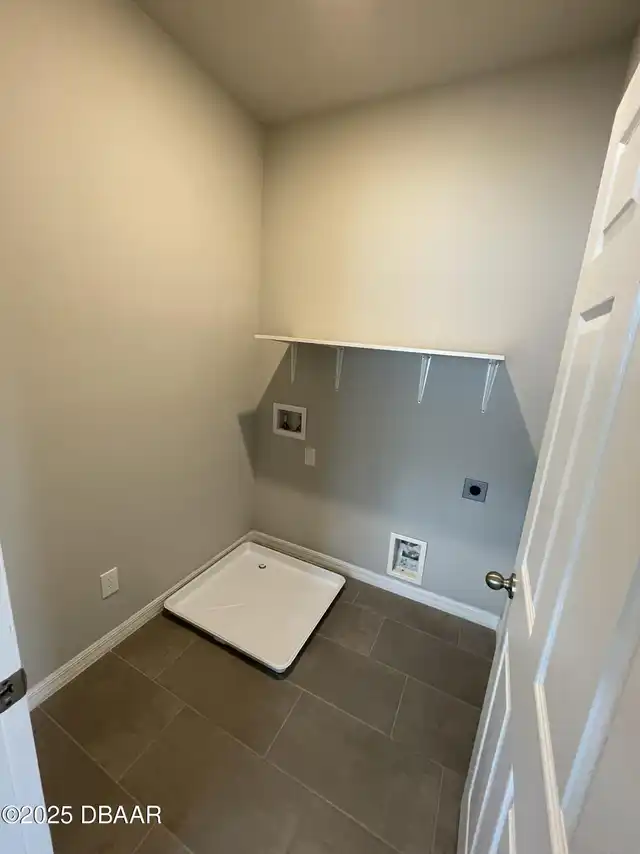 Listing Photo 14