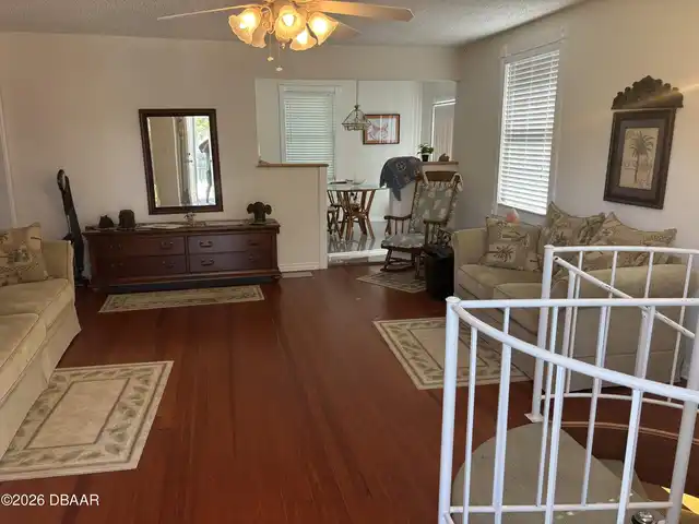Listing Photo 6