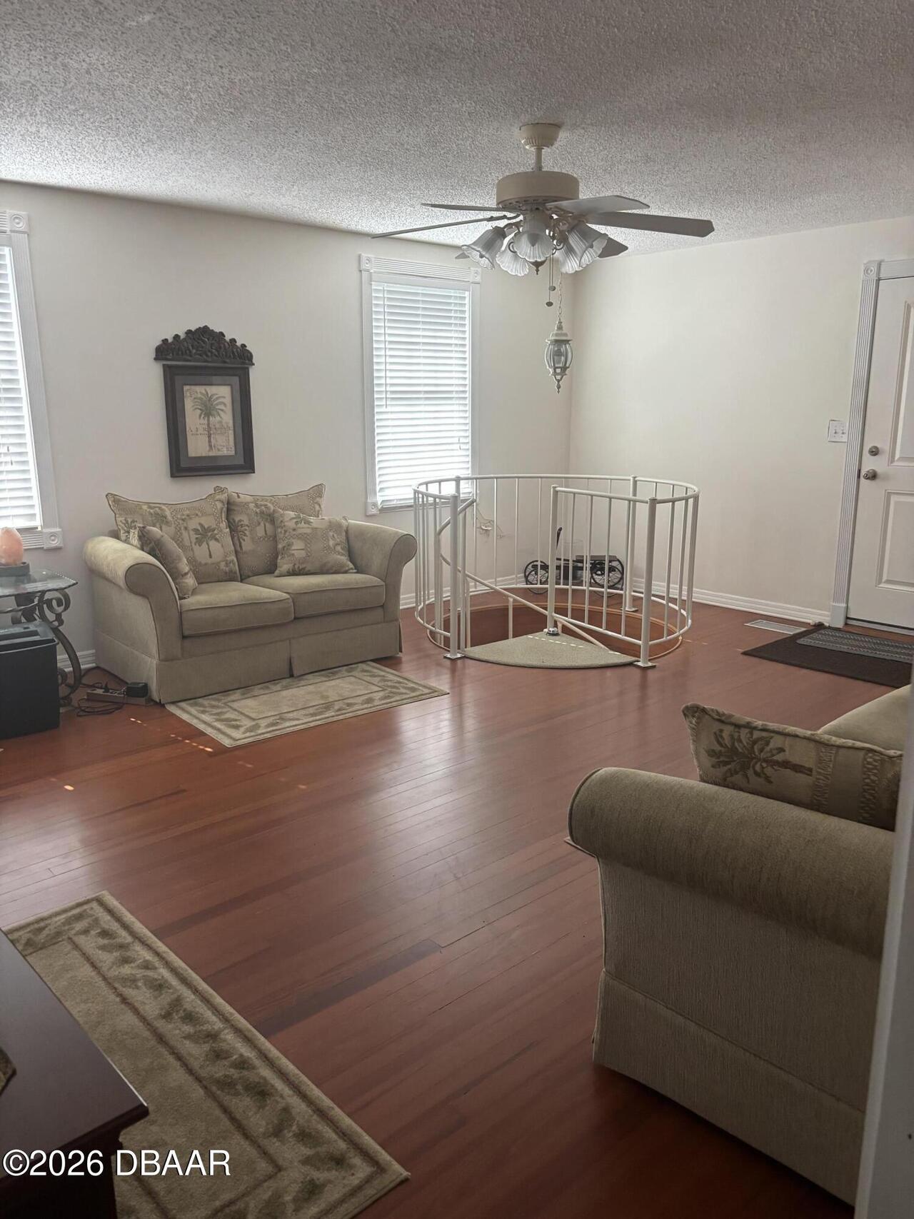 Listing Photo 7