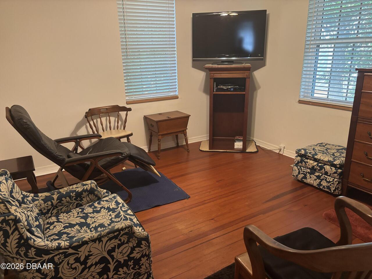 Listing Photo 14
